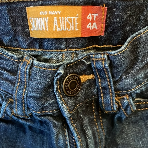 Old Navy jeans - Picture 4 of 7